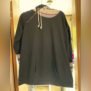 2xl black w/tribal pattern